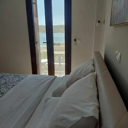 κamares View Ageranos